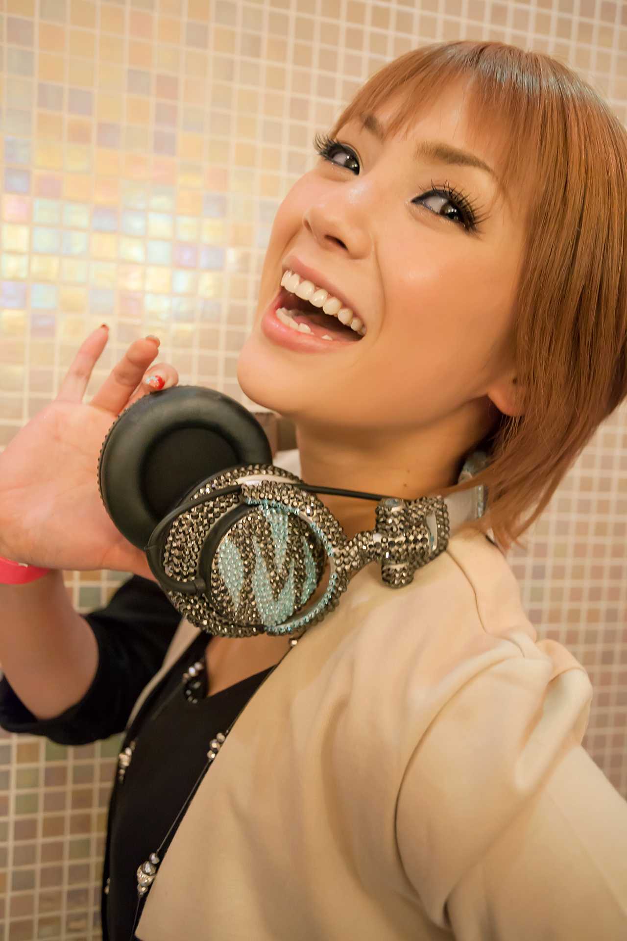 MDR-Z700DJ